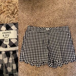 Crown & Ivy shorts